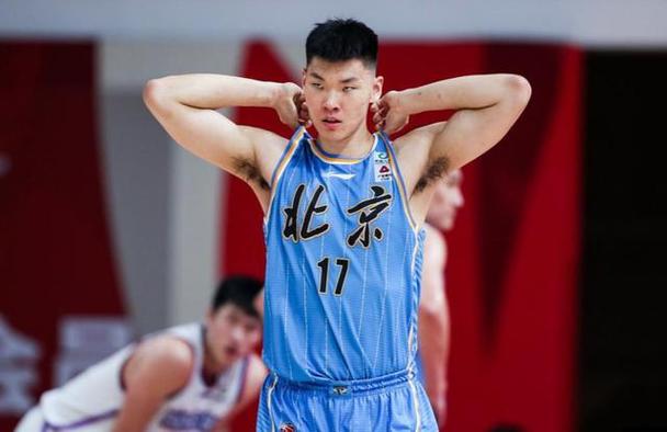 也折射了C